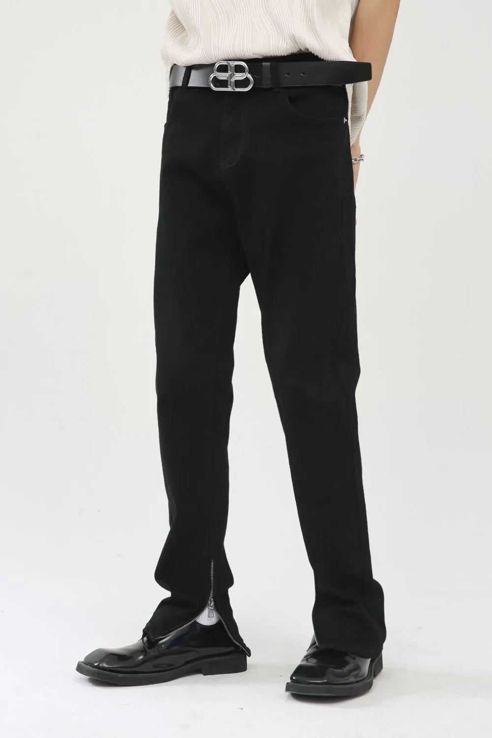 a4a704b6-bbd0-459d-a4c6-3fc74181ab0b-Max